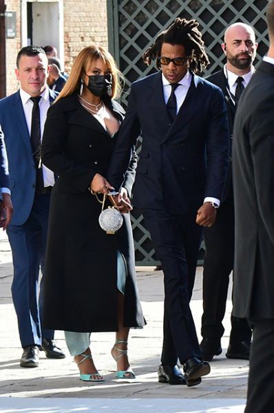 Beyoncé and Jay-Z attend the wedding of the son of the richest man in the world, Bernard Arnaud Alexander