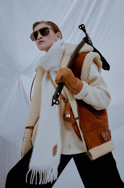 Sheepskin coats, knitwear and fur slippers: everything for a warm and cozy autumn in new lookbooks