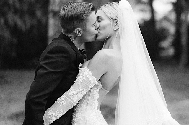 Hayley and Justin Bieber celebrate third wedding anniversary with archived photos